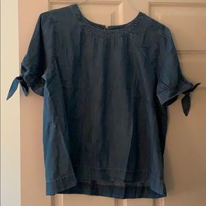 NWT Madwell chambray top
